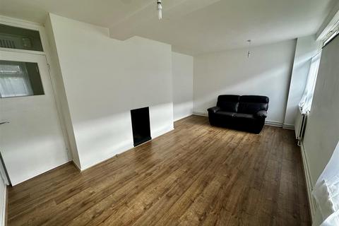 1 bedroom flat to rent, Lacy Road, London SW15