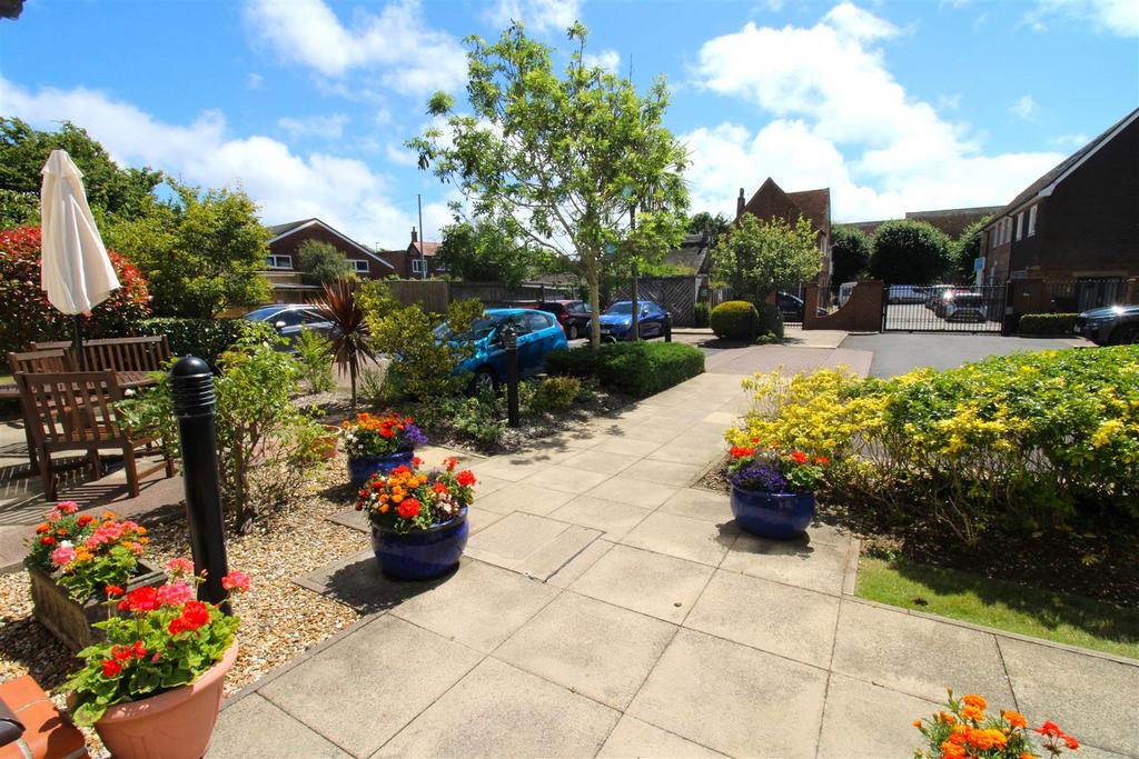 Car park garden.JPG