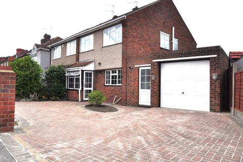 3 bedroom semi-detached house to rent, Long Lane, Bexleyheath DA7