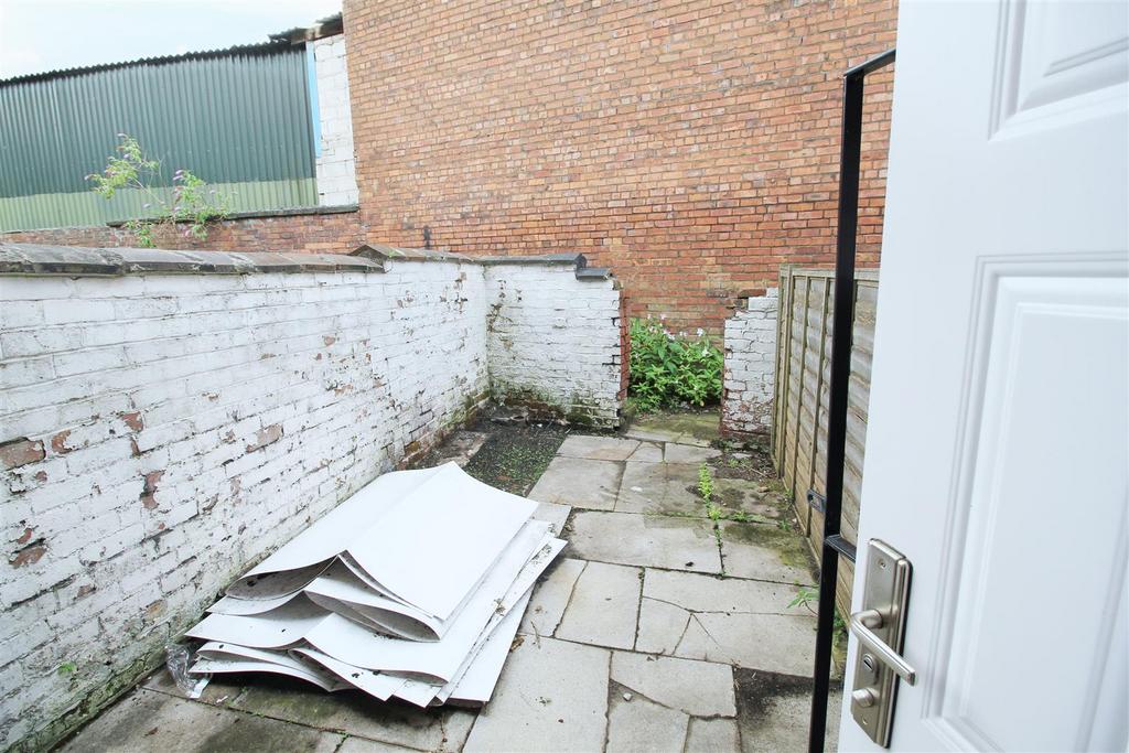 Rear Yard.jpg