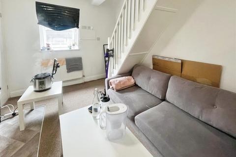 1 bedroom apartment to rent, London Road, Grays