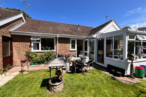 2 bedroom semi-detached bungalow for sale, Homestead, Singleton, TN23