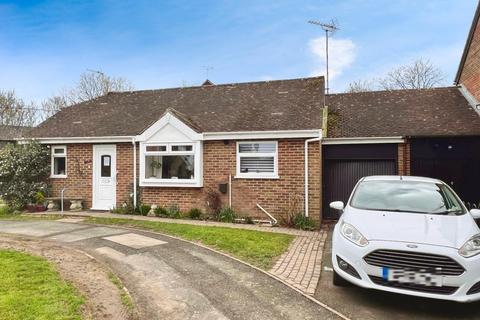 2 bedroom semi-detached bungalow for sale