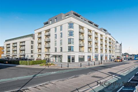 2 bedroom apartment for sale, Tudor Rose Court, South Parade, Southsea, PO4 0DE