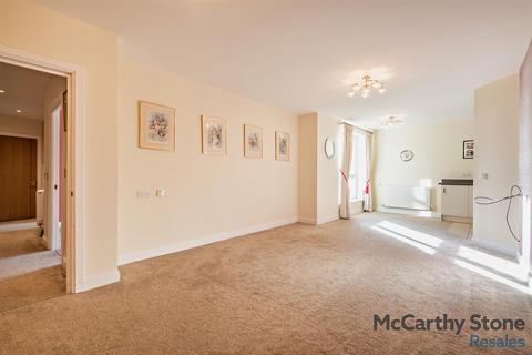 2 bedroom apartment for sale, Tudor Rose Court, South Parade, Southsea, PO4 0DE