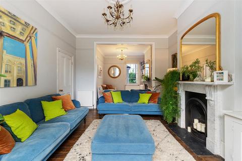 4 bedroom terraced house for sale, Wanstead Place, Wanstead