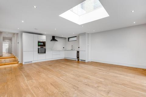 2 bedroom flat for sale, Fulham Road, London SW6