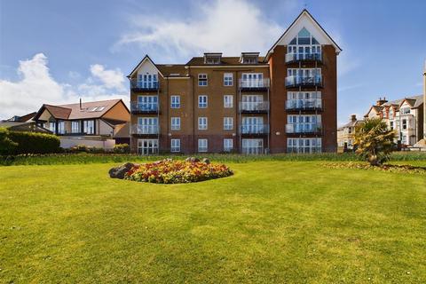 1 bedroom flat for sale, St. Annes Road, Bridlington