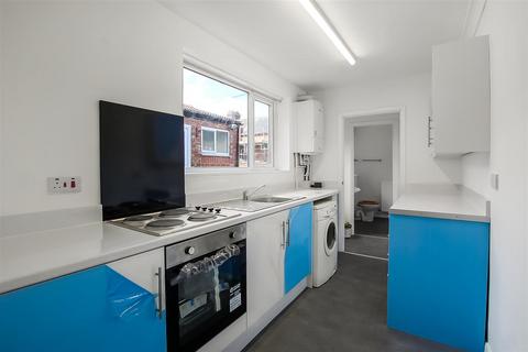 2 bedroom terraced house to rent, Brougham Street, Darlington