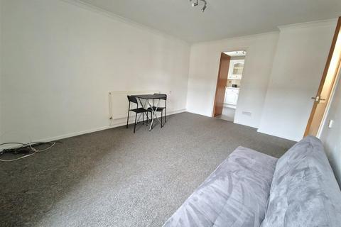 1 bedroom apartment for sale, Farrer Street, Kempston, Bedford