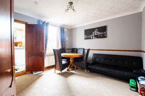 3 bedroom house for sale, Fuller Street, Kettering