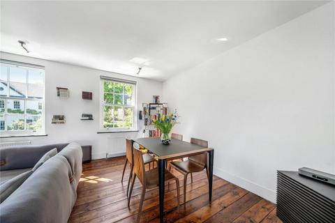 2 bedroom apartment to rent, North End, Hampstead, NW3
