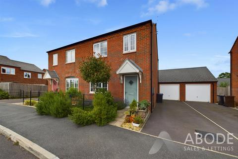 118 Ivinson Way, Bramshall, Uttoxeter, ST14 5EQ