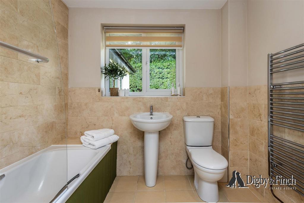 8 Willoughby Drive, Empingham, LE15 8 PZ-23watermar