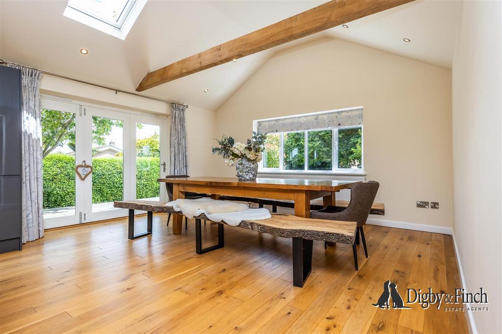 8 Willoughby Drive, Empingham, LE15 8 PZ-17watermar