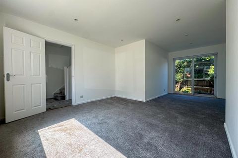 38 Dockfield Avenue, Harwich, CO12 4LF
