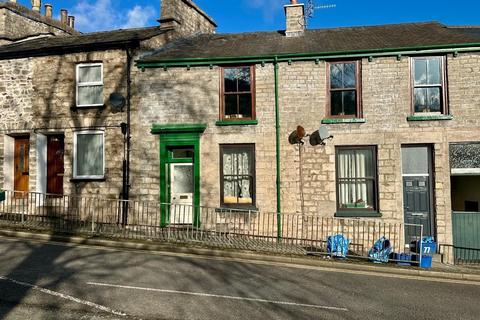 2 bedroom flat for sale, Windermere Road, Kendal