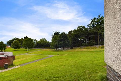 6 Ferguson Park, Rattray, Blairgowrie, PH10 7AT