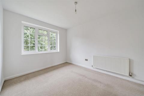 2 bedroom apartment for sale, Geneva Road, Kingston Upon Thames