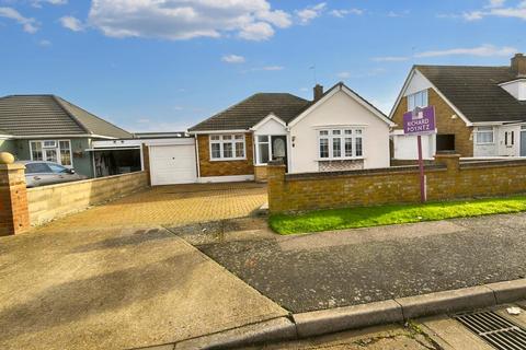 2 bedroom detached bungalow for sale, Barbara Avenue, Canvey Island SS8