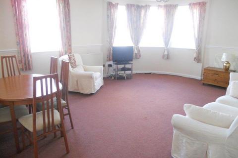 2 bedroom apartment to rent, John Batchelor way, Penarth