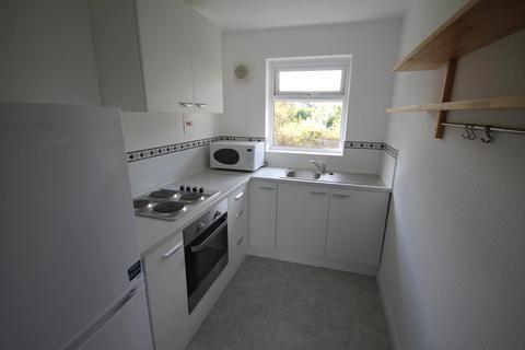 Studio for sale, Riverside Court, Pixham Lane, Dorking, Surrey, RH4