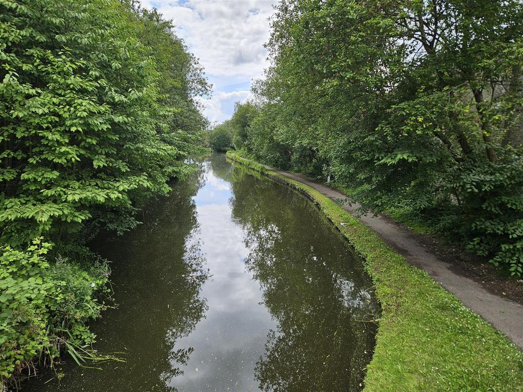 Canal 1 .jpg