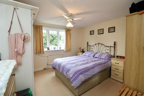 8 Elliot Way, Market Weighton, York, YO43 3RG