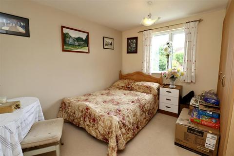 8 Elliot Way, Market Weighton, York, YO43 3RG