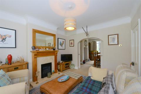 3 bedroom semi-detached house for sale, Armoury Gardens, Shrewsbury