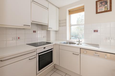 1 bedroom apartment for sale, Manbre Road, Hammersmith, W6