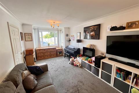 12b Cwrt Y Brenin, Ffosyffin, Aberaeron, SA46 0HU
