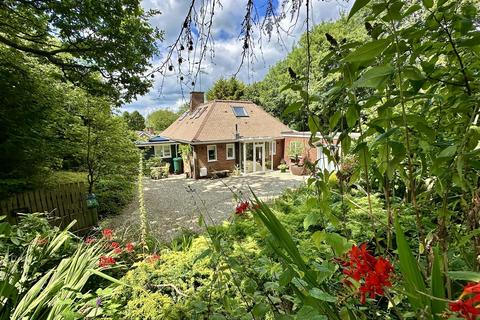 4 bedroom detached bungalow for sale, Dark Lane, Astwood Bank, Redditch