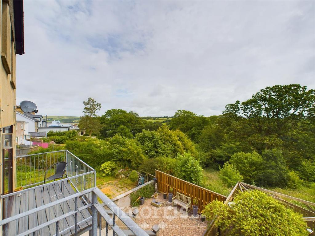 CAM03686 G0-PR0110-STILL025.jpg