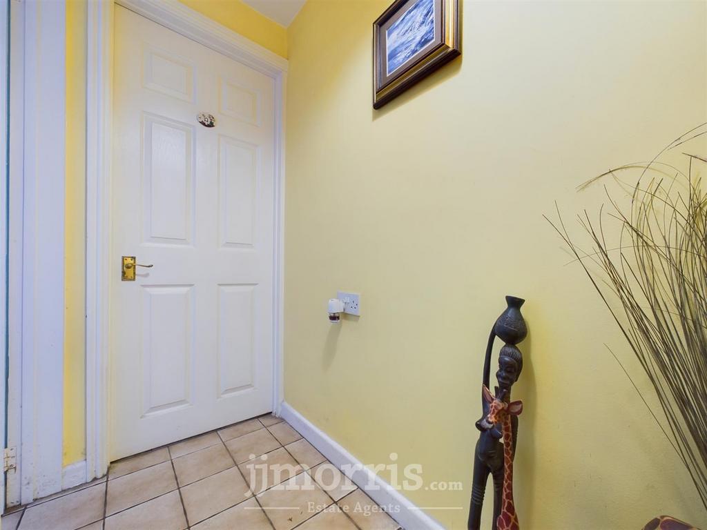 CAM03686 G0-PR0110-STILL045.jpg