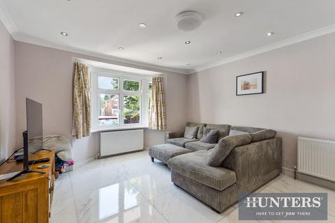 5 bedroom detached house for sale, Great West Road, Hounslow
