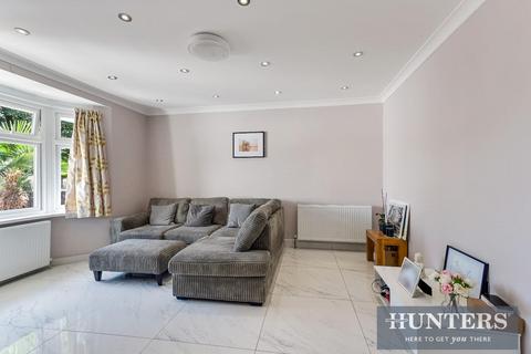 5 bedroom detached house for sale, Great West Road, Hounslow