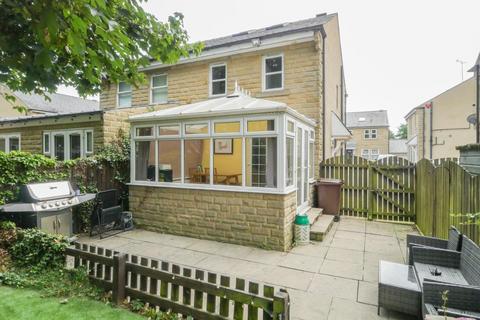 3 bedroom semi-detached house for sale, Farrar Court, Leeds