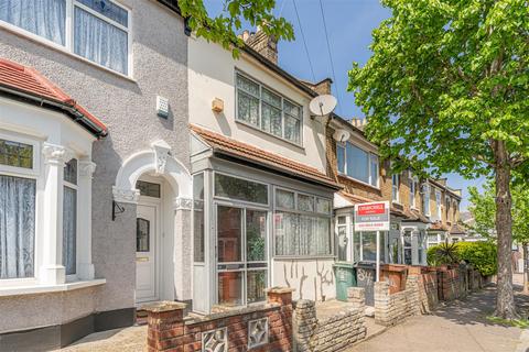 4 bedroom terraced house for sale, Marten Road, London