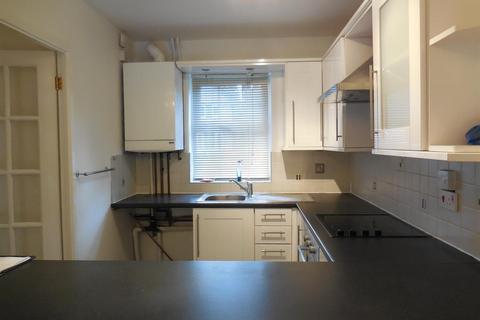 2 bedroom end of terrace house to rent, 8 Regency CourtPark AvenueWolverhamptonWest Midlands