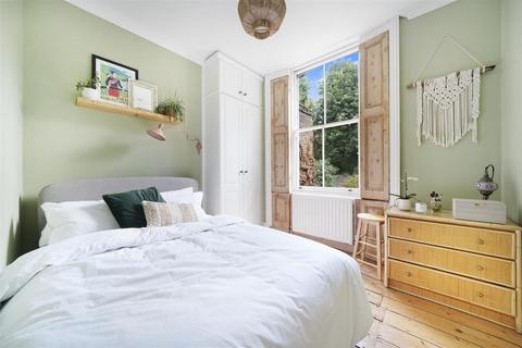 1 bedroom flat for sale, Bouverie Road, N16