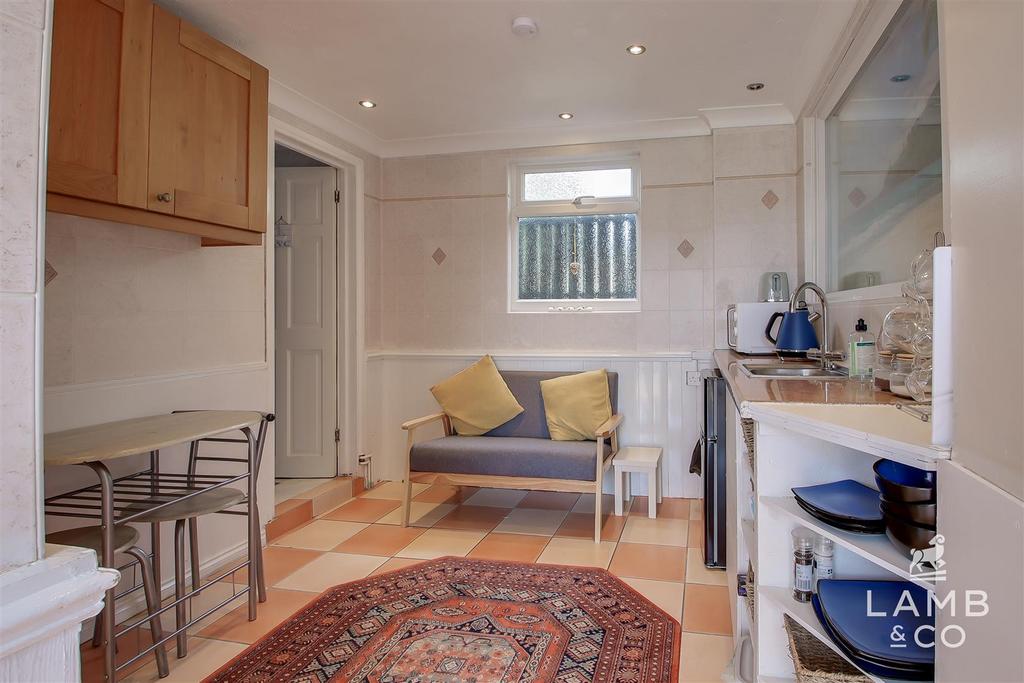 Annex kitchen