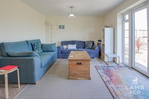 3 Farm Close, Kirby Cross, Frinton-on-sea, CO13 0FW