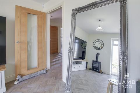 3 Farm Close, Kirby Cross, Frinton-on-sea, CO13 0FW