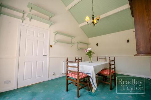 3 bedroom detached bungalow for sale, Freshfields, Lea PR2