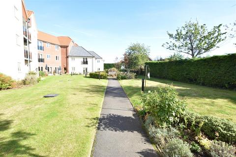 1 bedroom retirement property for sale, Taylors Avenue, Cleethorpes DN35