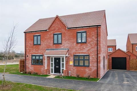 4 bedroom detached house to rent, Haresfield Lane, Hardwick, Gloucester