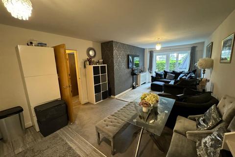 3 bedroom apartment to rent, 5 Boulevard Drive, London