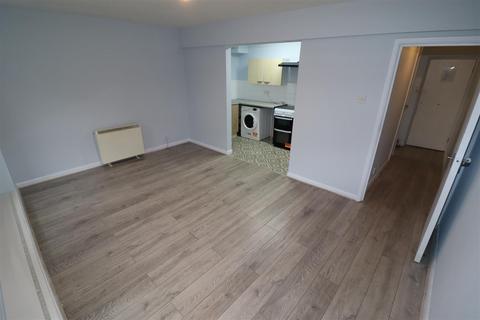 1 bedroom apartment to rent, Lower Road, Surrey Quays