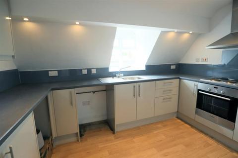 2 bedroom apartment to rent, High Street East, Uppingham LE15